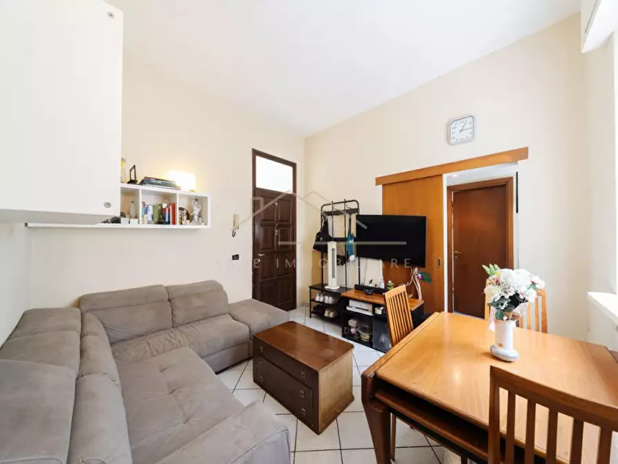 Immagine 5 di Appartamento in vendita  a Seveso