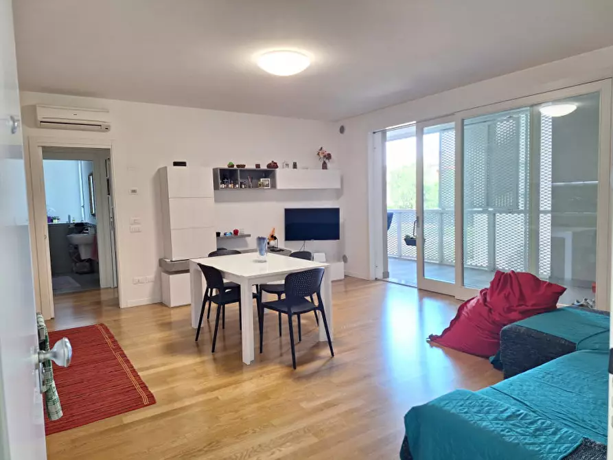Immagine 1 di Appartamento in vendita  in via portofino a Spinea