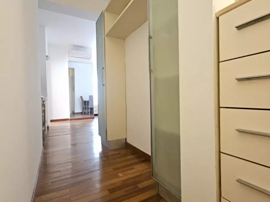 Immagine 5 di Appartamento in vendita  in Viale Dardanelli a Rimini