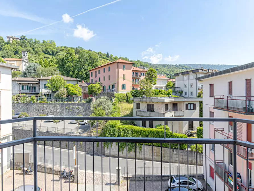 Immagine 23 di Appartamento in vendita  in Tavernerio, via Battisti a Tavernerio