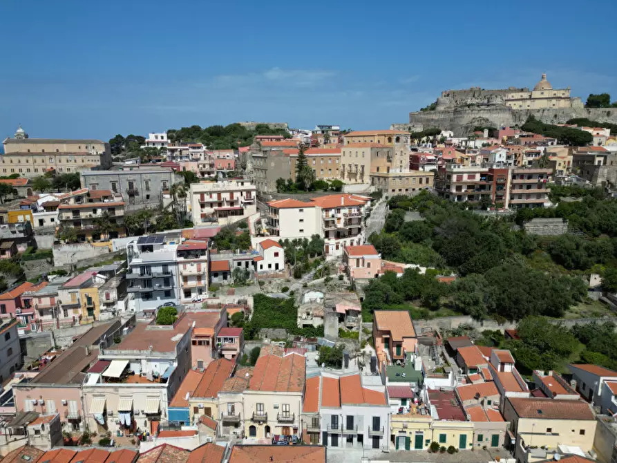 Immagine 7 di Casa indipendente in vendita  in Via Roccazze a Milazzo