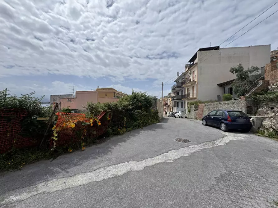 Immagine 17 di Casa indipendente in vendita  in Via Roccazze a Milazzo