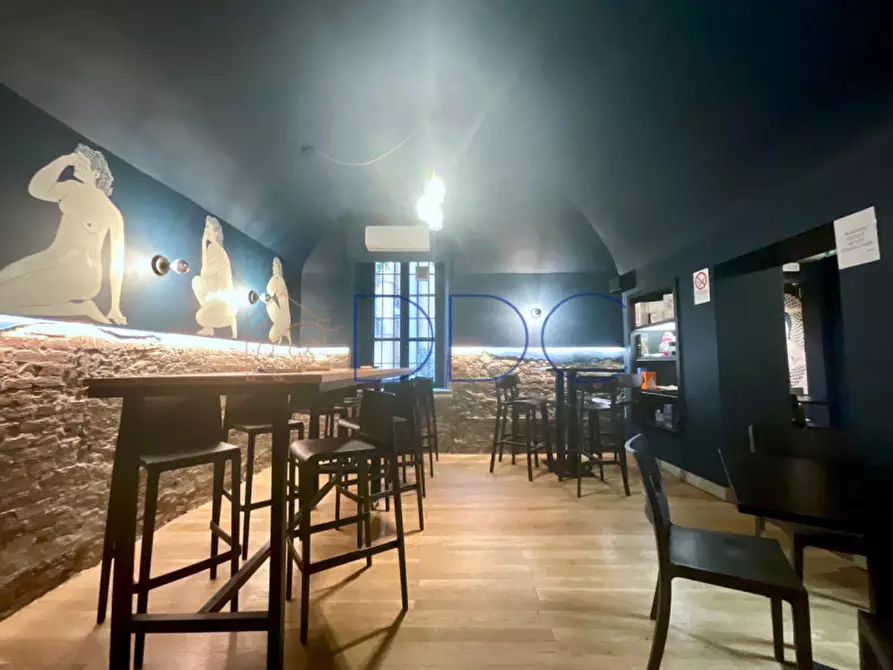 Immagine 7 di Negozio in vendita  in Via Matteo Pescatore 9 a Torino