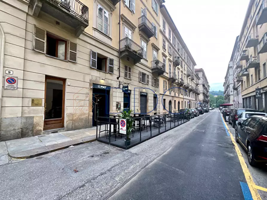 Immagine 19 di Negozio in vendita  in Via Matteo Pescatore 9 a Torino