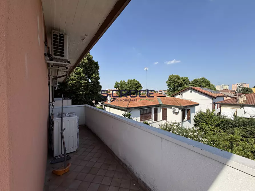 Immagine 6 di Appartamento in vendita  a Padova