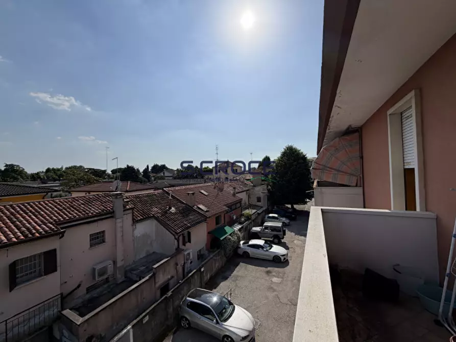 Immagine 7 di Appartamento in vendita  a Padova
