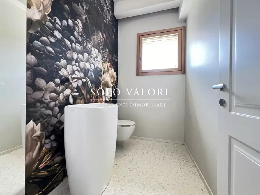 Immagine 12 di Villa in vendita  a Crocetta Del Montello