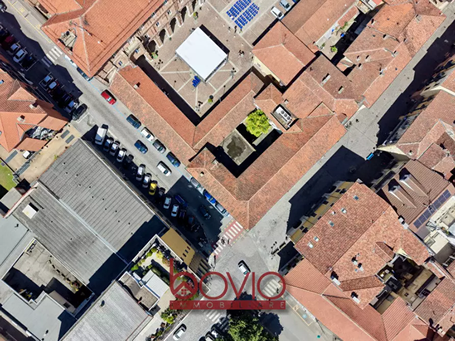 Immagine 5 di Ufficio in vendita  in PIAZZA GENERALE CARLO ALBERTO DALLA CHIESA 1 a Chivasso