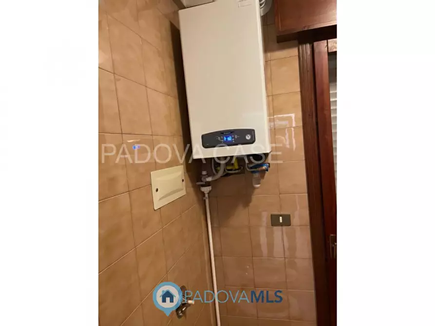 Immagine 8 di Ufficio in vendita  in Via Altichiero a Padova