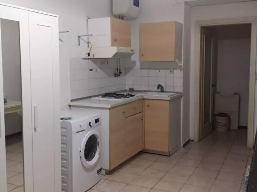 Immagine 12 di Monolocale in affitto  in Via Vanchiglia a Torino