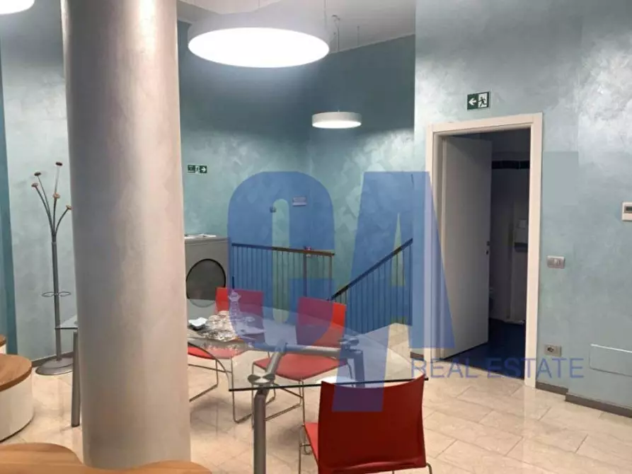Immagine 18 di Negozio in affitto  in PIAZZA DIAZ ARMANDO a Milano