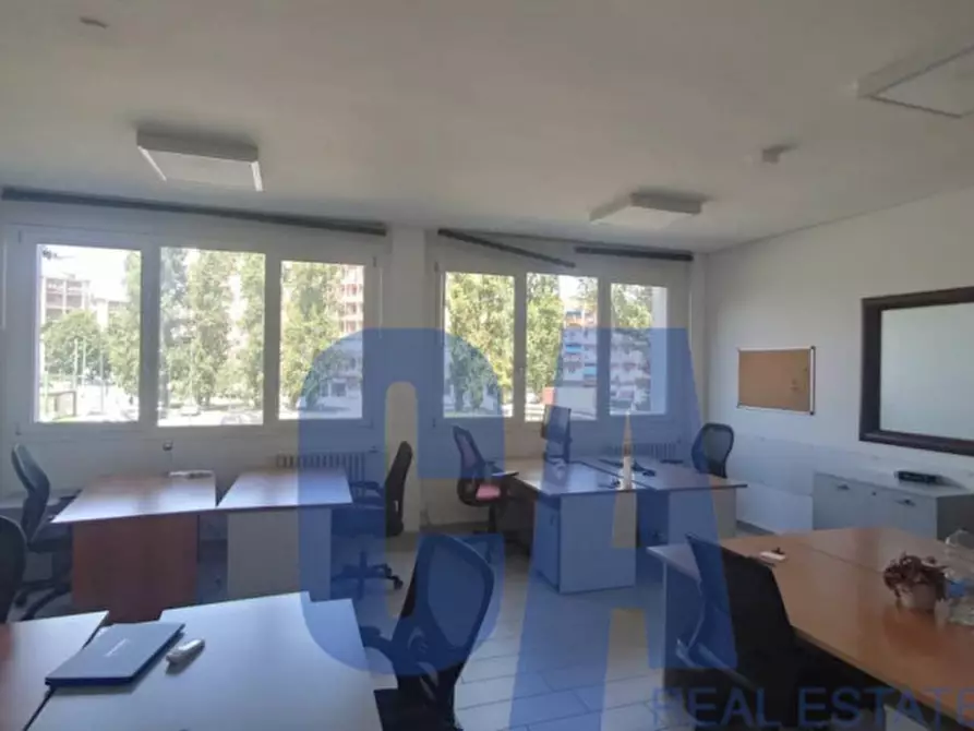 Immagine 11 di Ufficio in affitto  in VIA POPULONIA a Milano