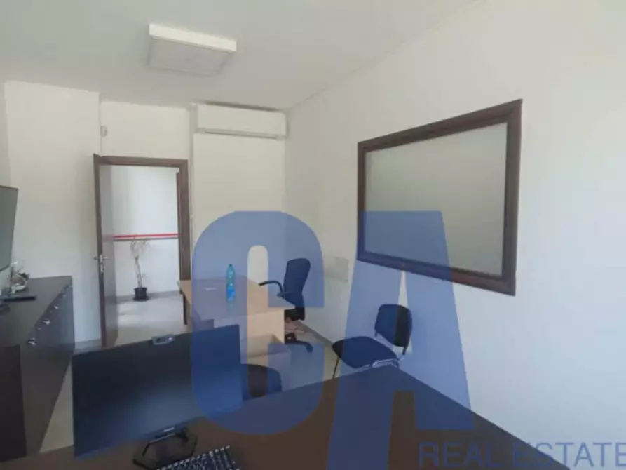 Immagine 14 di Ufficio in affitto  in VIA POPULONIA a Milano