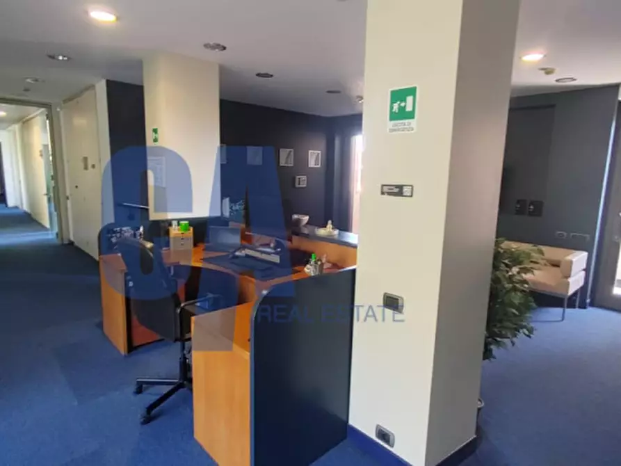 Immagine 8 di Ufficio in affitto  in VIALE LANCETTI VINCENZO a Milano