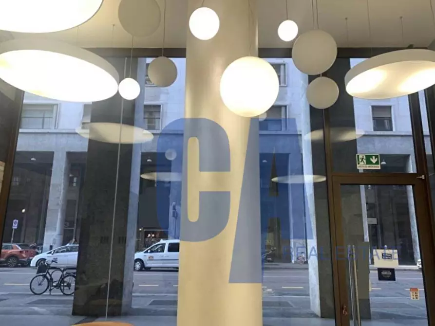 Immagine 13 di Attività commerciale in affitto  in PIAZZA DIAZ ARMANDO a Milano