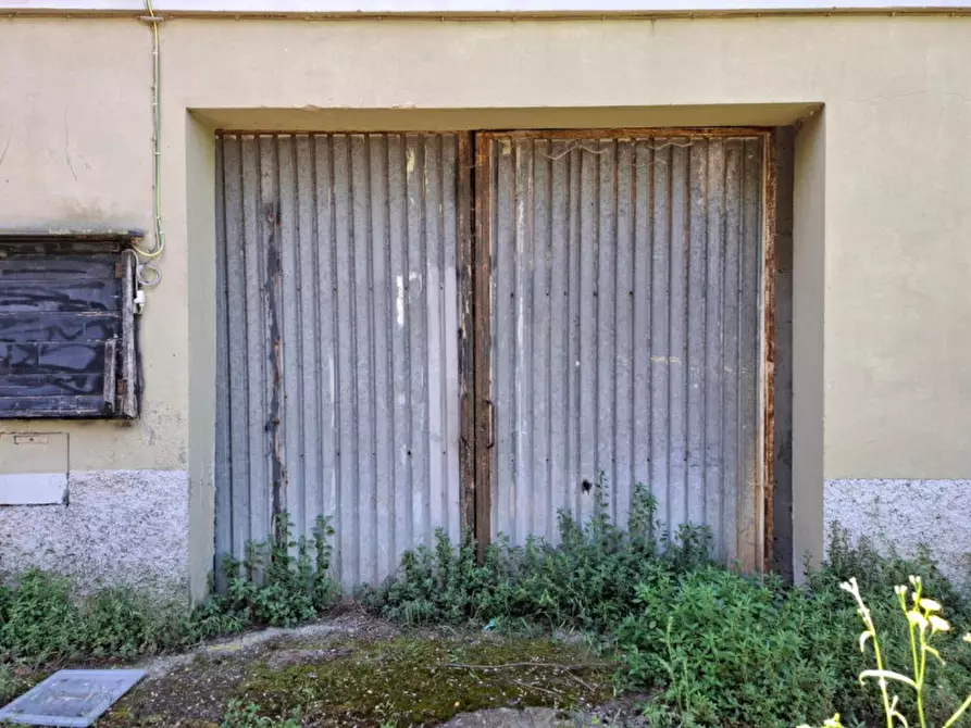 Immagine 1 di Posto auto in vendita  in Via Montelungo, 2, 16133 Genova GE, Italia a Genova