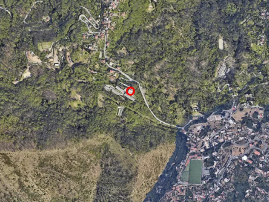 Immagine 10 di Posto auto in vendita  in Via Montelungo, 2, 16133 Genova GE, Italia a Genova