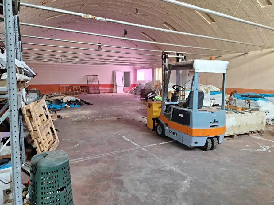 Immagine 17 di Capannone industriale in vendita  in Via Francesca Nord, 90, 56020 Santa Maria A Monte PI, Italia a Santa Maria A Monte