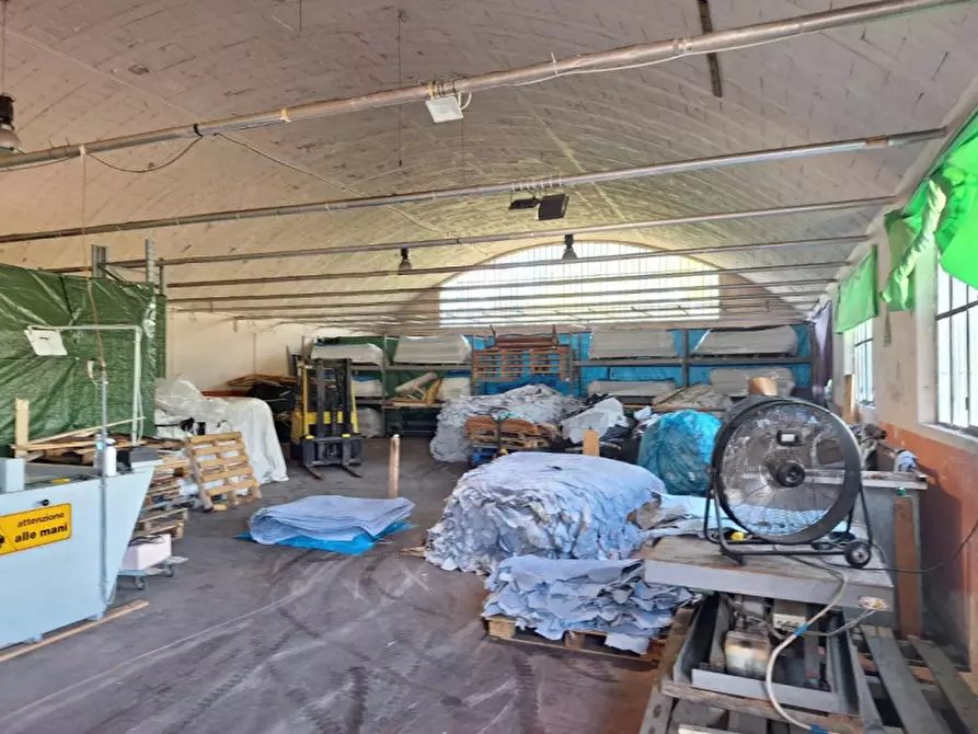 Immagine 18 di Capannone industriale in vendita  in Via Francesca Nord, 90, 56020 Santa Maria A Monte PI, Italia a Santa Maria A Monte