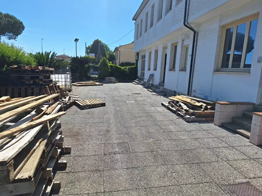 Immagine 20 di Capannone industriale in vendita  in Via Francesca Nord, 90, 56020 Santa Maria A Monte PI, Italia a Santa Maria A Monte