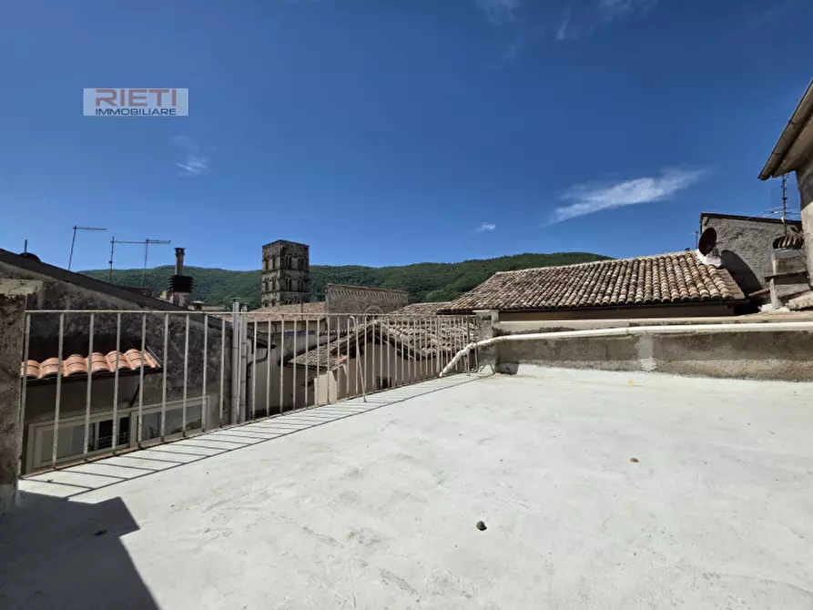 Immagine 11 di Appartamento in vendita  in Via Garibaldi a Cittaducale