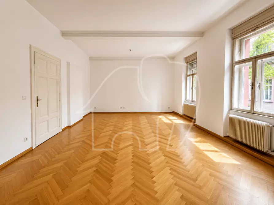 Immagine 2 di Ufficio in affitto  in Via Cassa di Risparmio - Sparkassenstraße a Bolzano