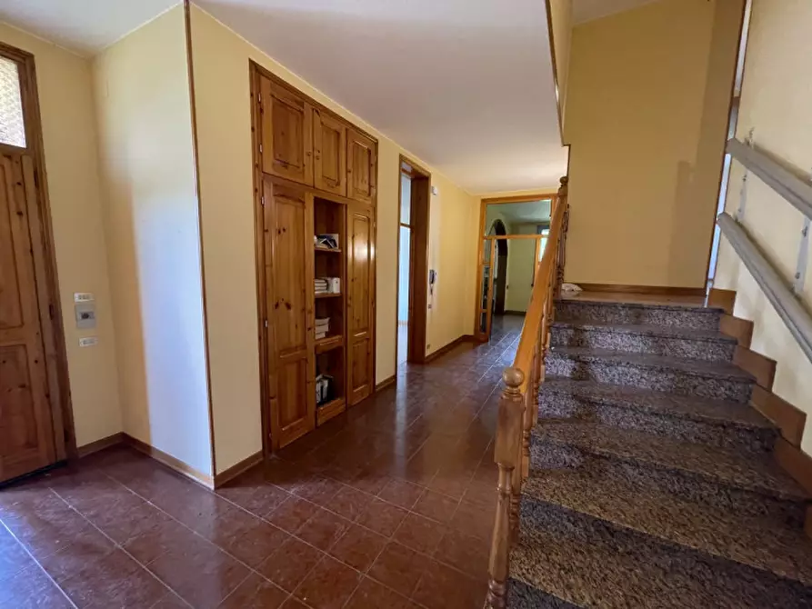Immagine 3 di Villa in vendita  a Guastalla
