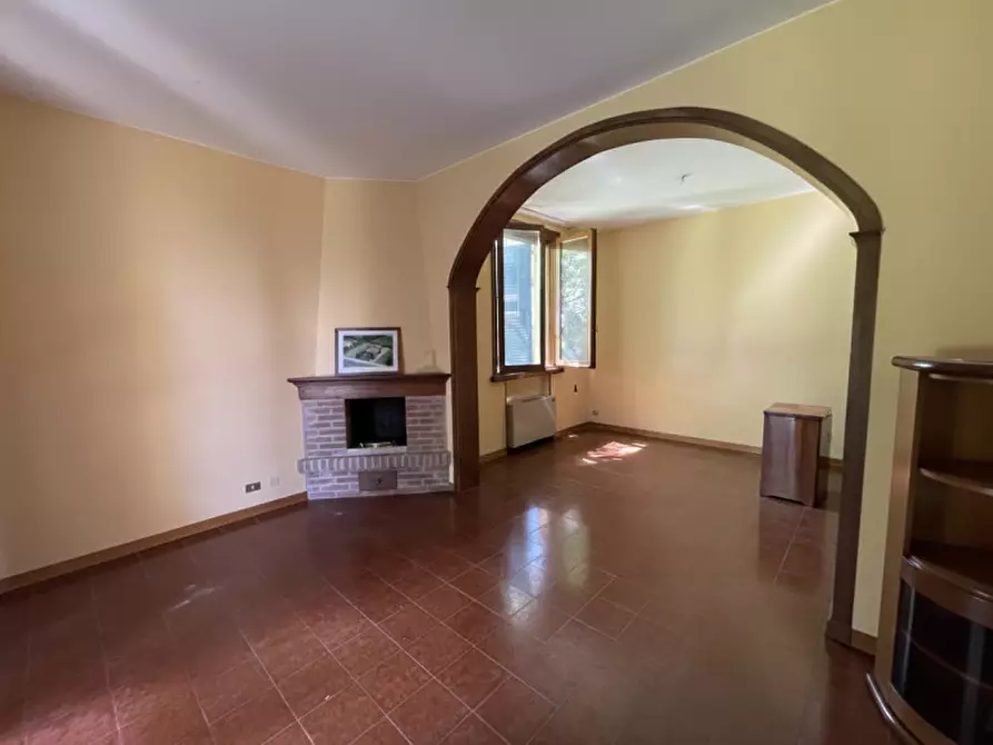 Immagine 12 di Villa in vendita  a Guastalla