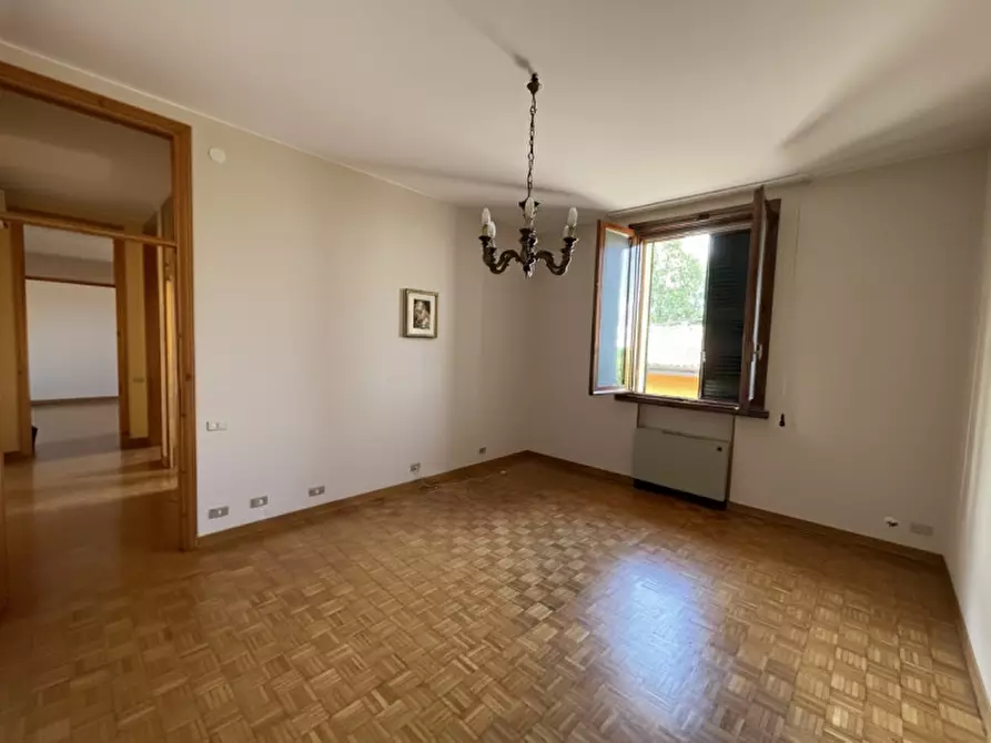 Immagine 16 di Villa in vendita  a Guastalla