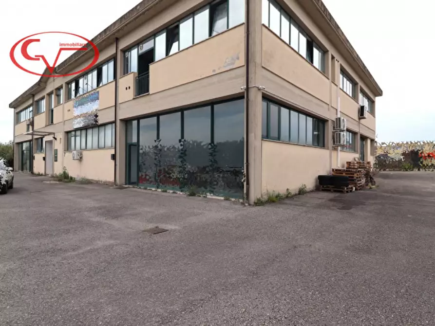 Immagine 1 di Laboratorio in vendita  in Via 16 Marzo a Loro Ciuffenna