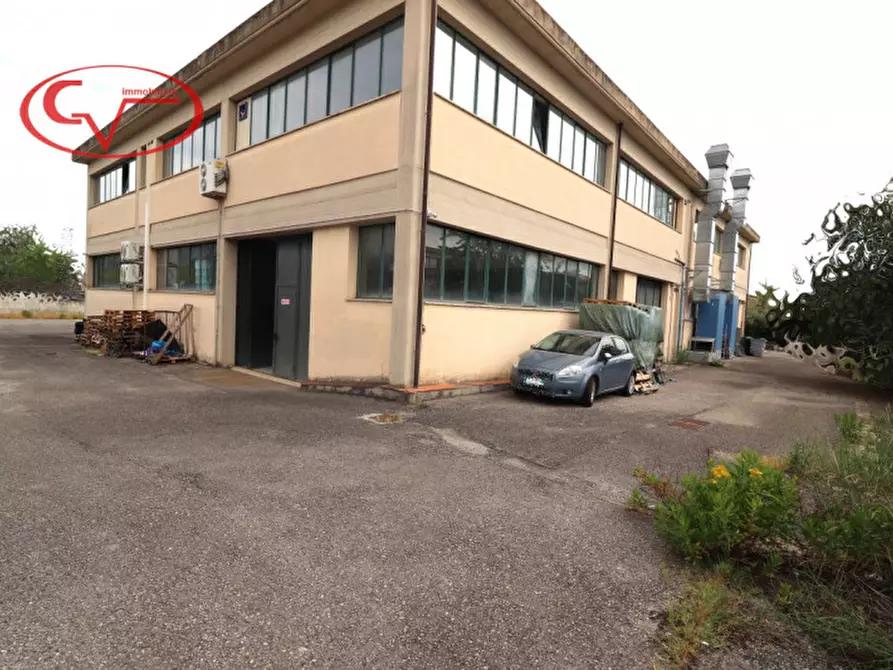 Immagine 4 di Laboratorio in vendita  in Via 16 Marzo a Loro Ciuffenna
