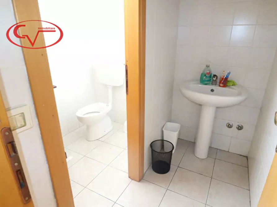 Immagine 9 di Laboratorio in vendita  in Via 16 Marzo a Loro Ciuffenna