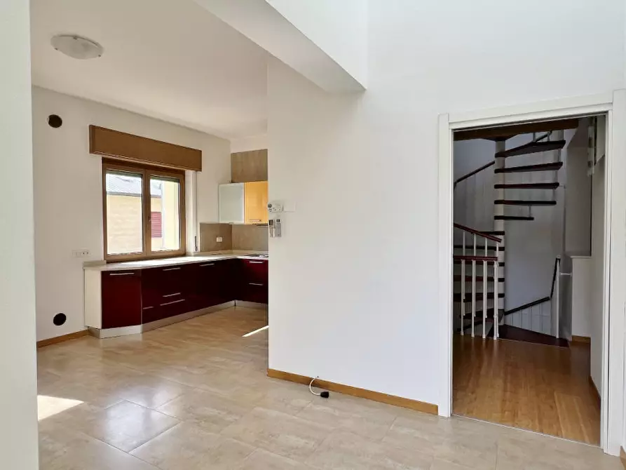 Immagine 6 di Casa indipendente in vendita  in Via Pizzardi a Vicenza