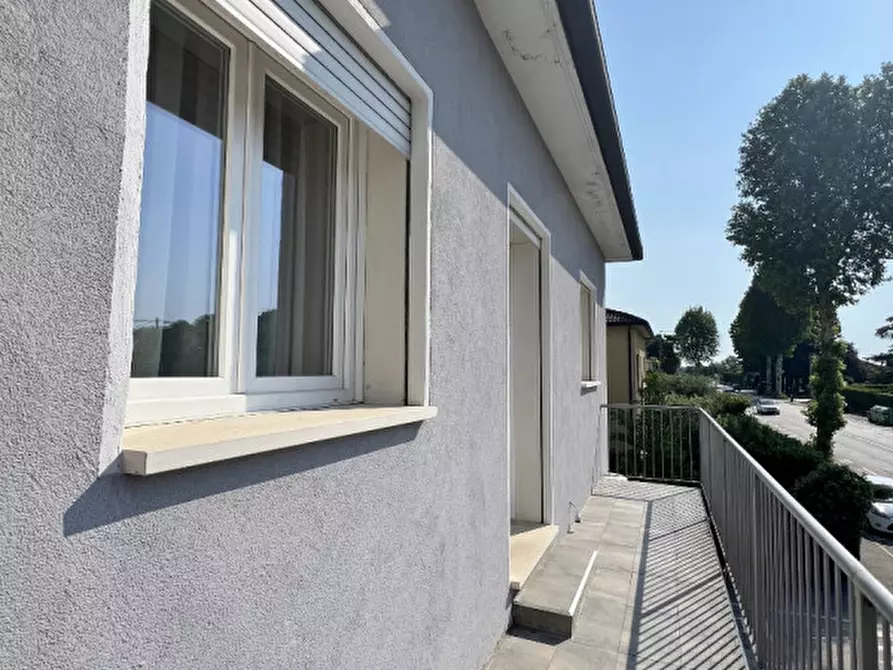 Immagine 7 di Appartamento in vendita  in VIALE ANCONETTA a Vicenza