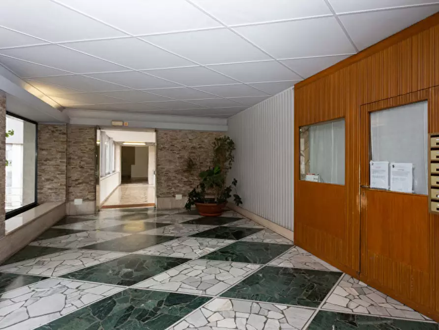 Immagine 3 di Appartamento in vendita  in Via Puccini  8 a Rho