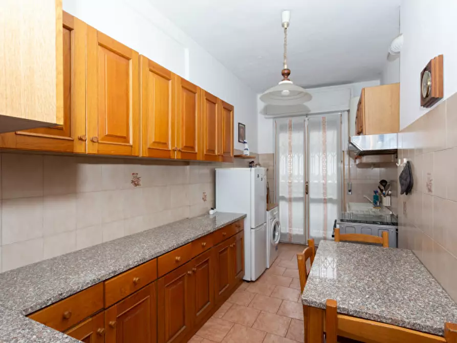 Immagine 12 di Appartamento in vendita  in Via Puccini  8 a Rho