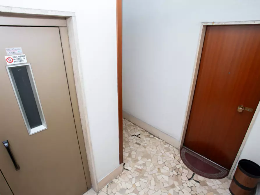 Immagine 45 di Appartamento in vendita  in Via Puccini  8 a Rho