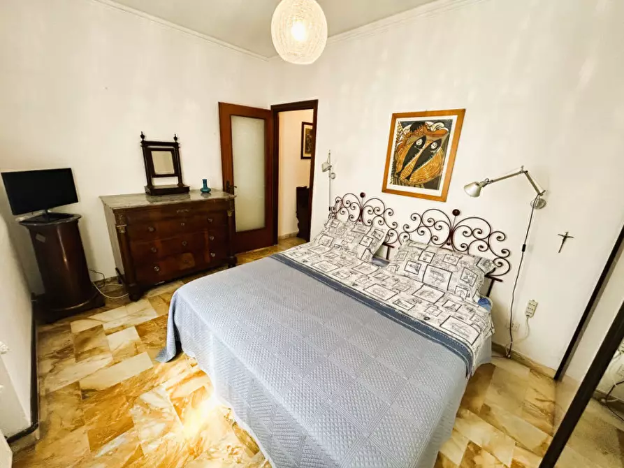 Immagine 3 di Appartamento in vendita  in Via della Repubblica a Camogli