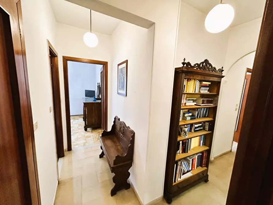 Immagine 9 di Appartamento in vendita  in Via della Repubblica a Camogli
