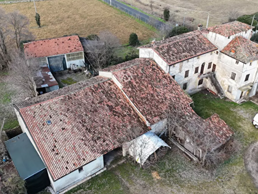 Immagine 1 di Villa in vendita  in Via Della Trinità a Buttapietra
