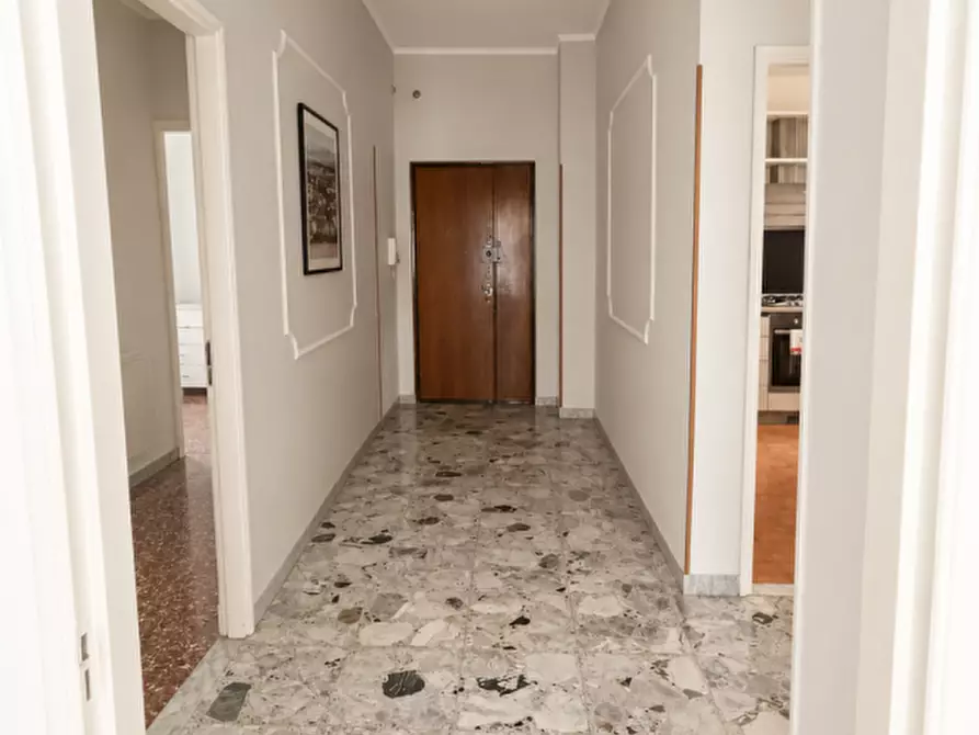 Immagine 11 di Appartamento in affitto  in Via dei Frassini a Roma