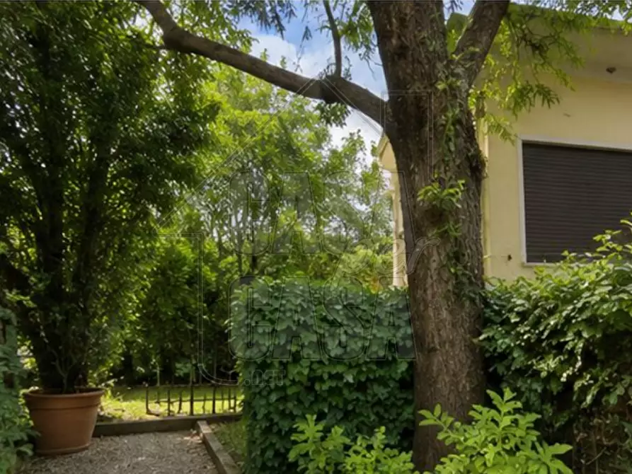 Immagine 1 di Casa indipendente in vendita  a Padova