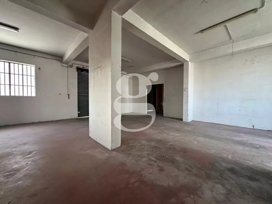 Immagine 28 di Attività commerciale in vendita  in Via Filippo Turati a Pace Del Mela