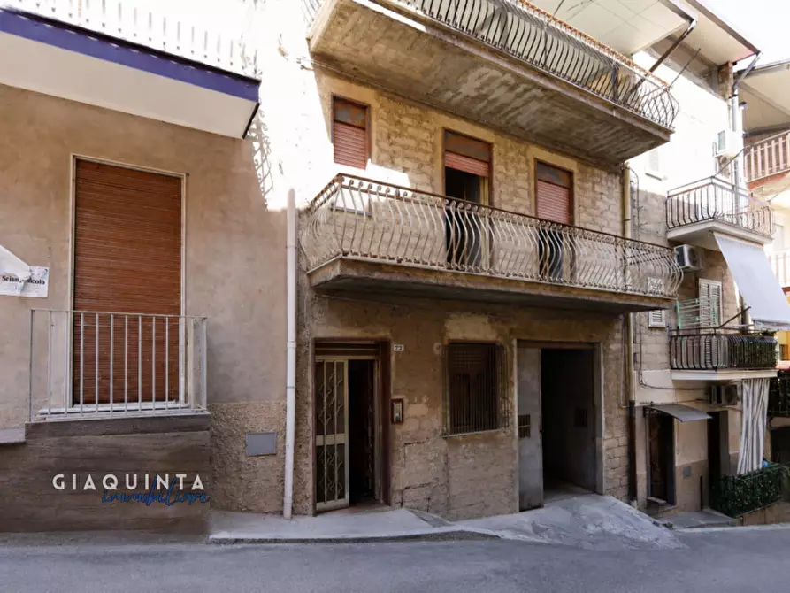 Immagine 1 di Casa indipendente in vendita  in Via Ducezio n. 73 a Palagonia
