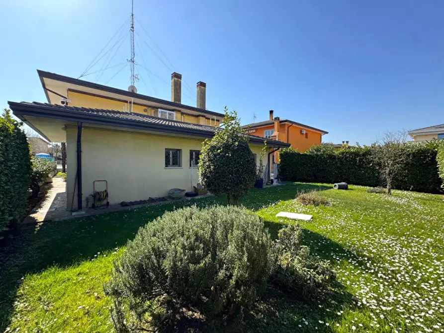 Immagine 2 di Casa indipendente in vendita  in Vicolo Giacomo Zanella a Albignasego