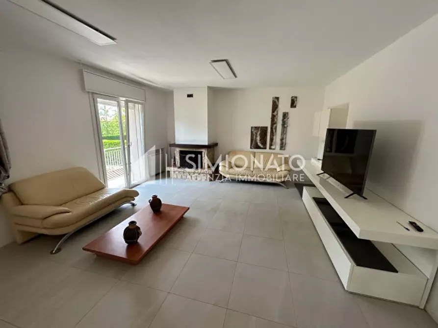 Immagine 11 di Casa indipendente in affitto  in VIA BATTISTI a Martellago