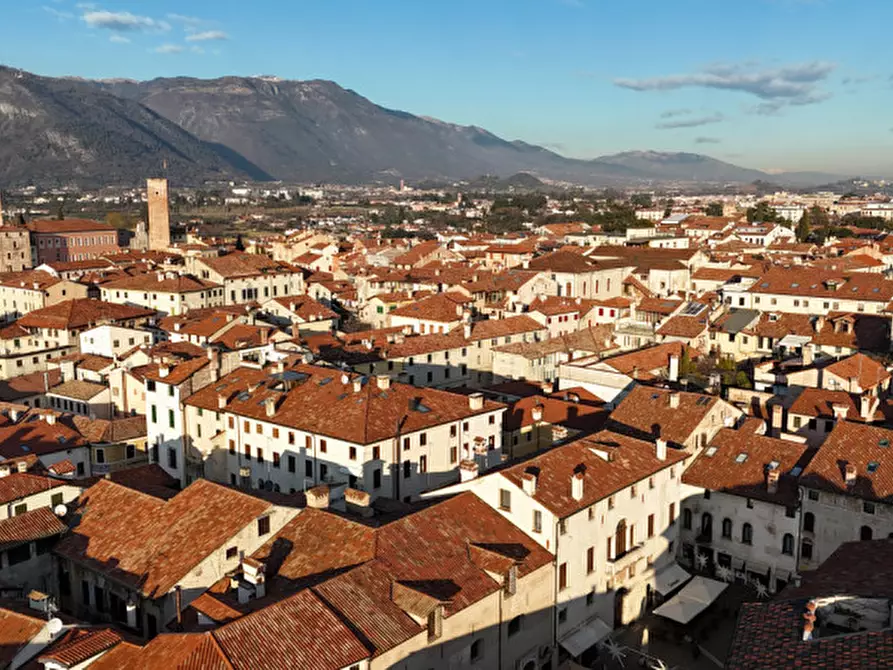 Immagine 10 di Appartamento in vendita  in Via Bernucci a Bassano Del Grappa
