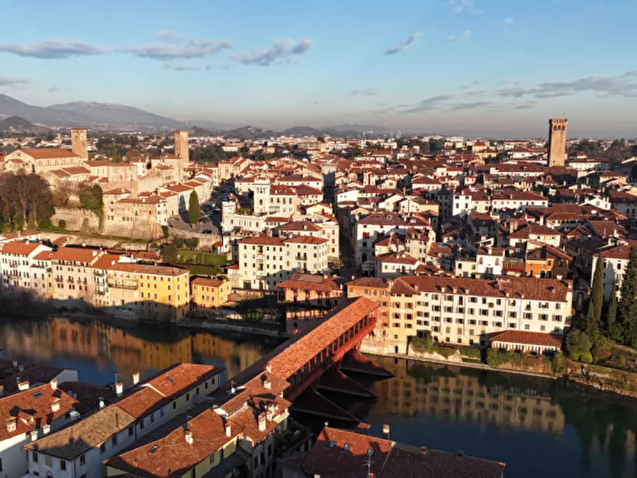 Immagine 11 di Appartamento in vendita  in Via Bernucci a Bassano Del Grappa