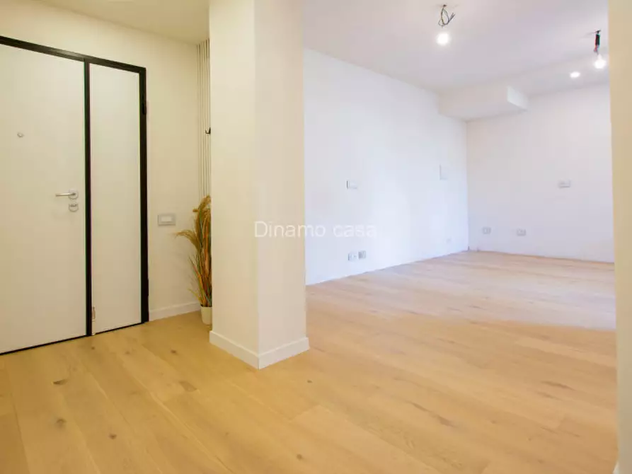 Immagine 1 di Appartamento in vendita  a Prato