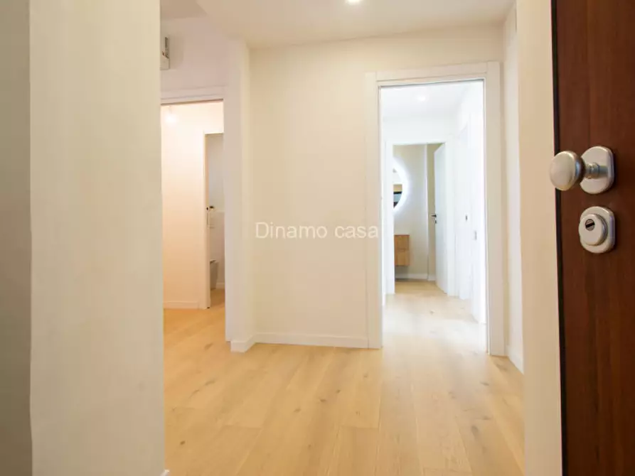 Immagine 2 di Appartamento in vendita  a Prato